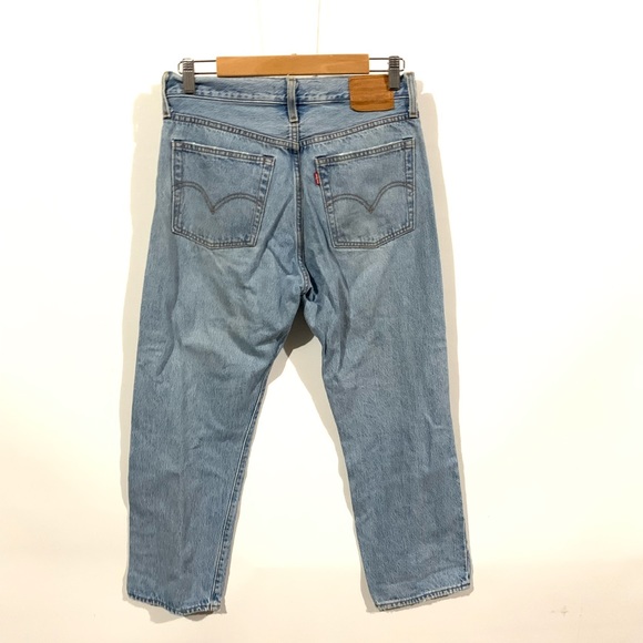 Levi’s premium distressed wedgie straight jeans - Picture 3 of 3